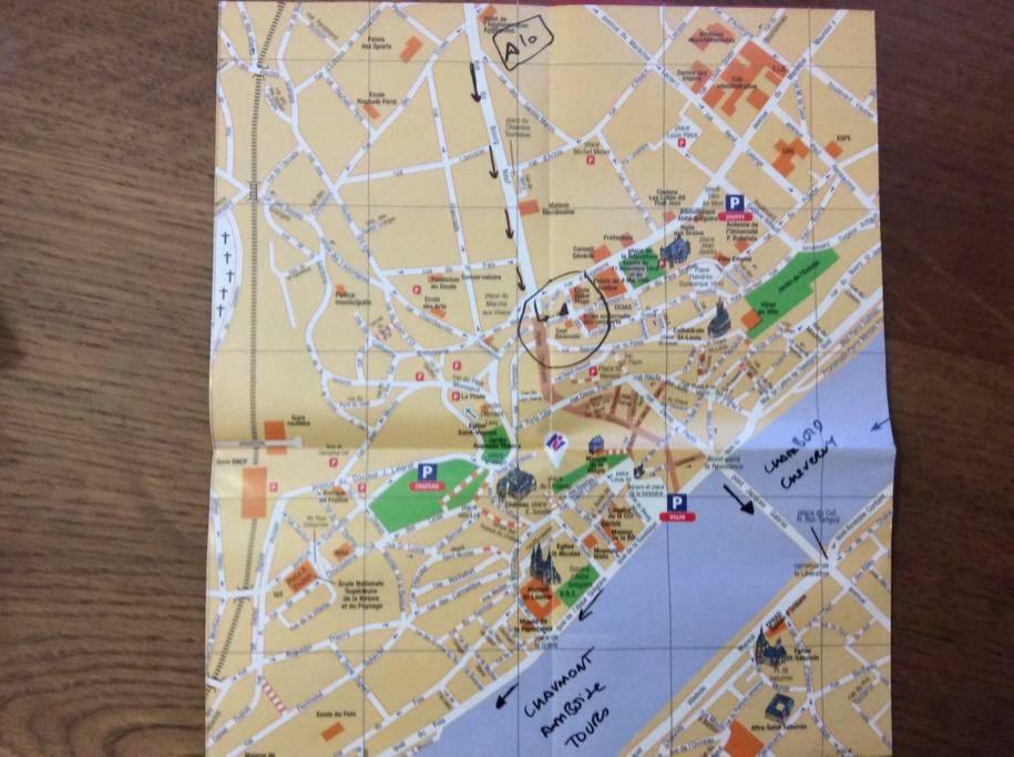 Loire Velo 3 Appartements Moderne Velo Parking 20 Places Velos Centre Ville Historique Blois Luaran gambar